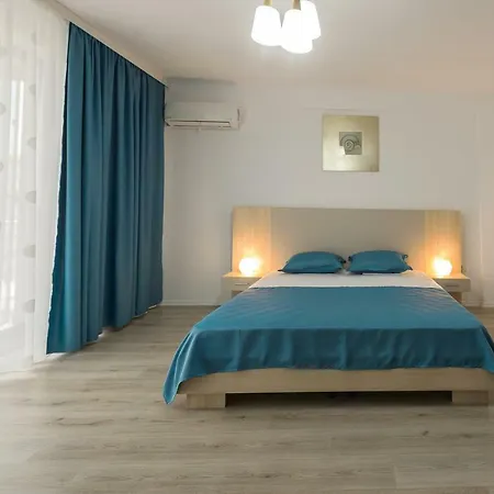 Sea View Holiday Apartament